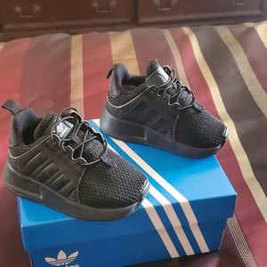 Toddle Adidas Size 4